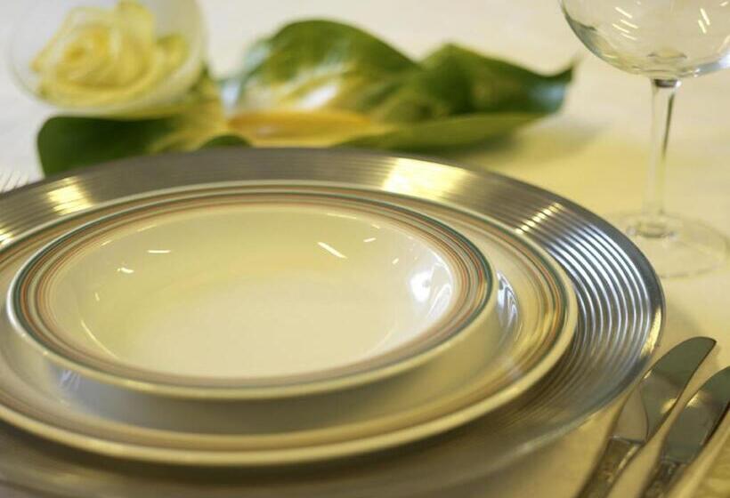 בית מלון כפרי Poker