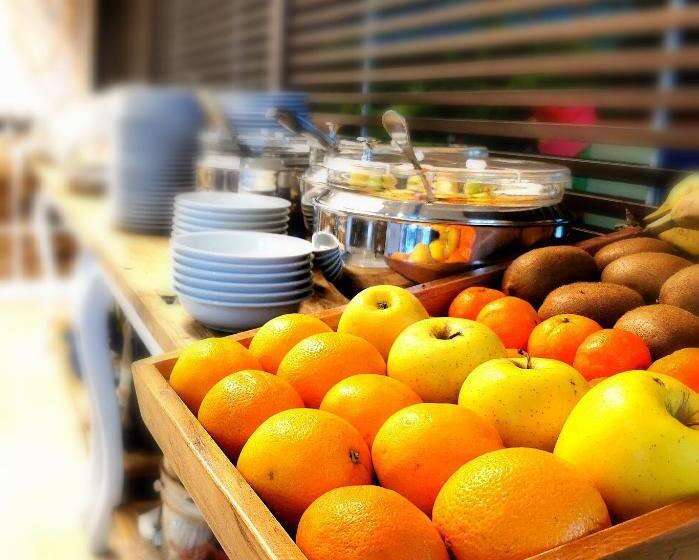 בית מלון כפרי Poker