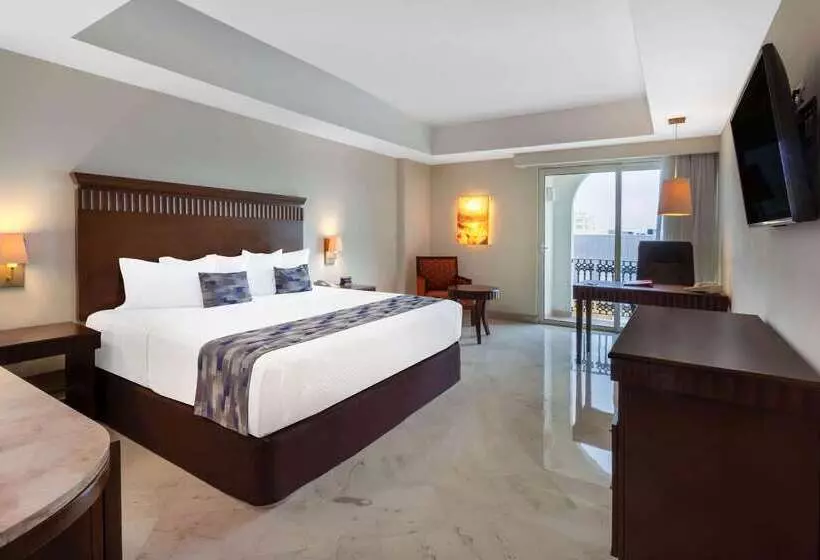 هتل Ramada Plaza By Wyndham Veracruz Boca Del Rio