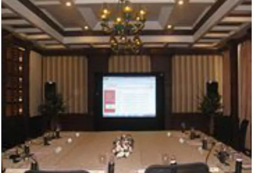 호텔 Vivanta Ernakulam, Marine Drive