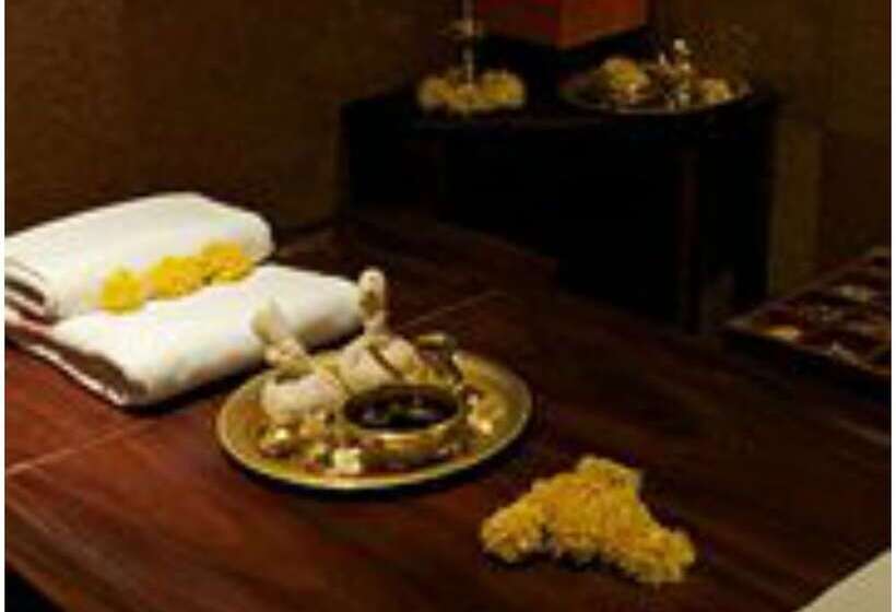 ホテル Vivanta Ernakulam, Marine Drive