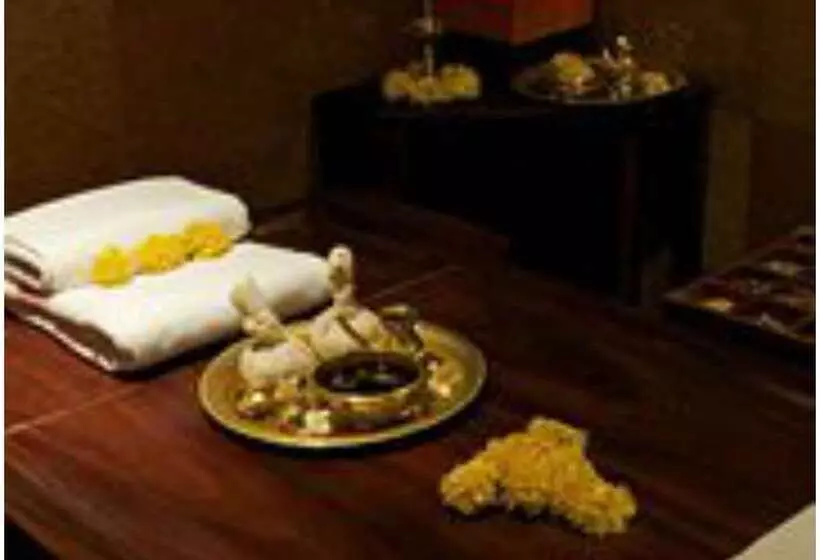 호텔 Vivanta Ernakulam, Marine Drive