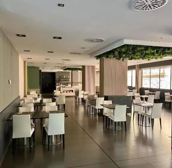 Hôtel Turia Granada