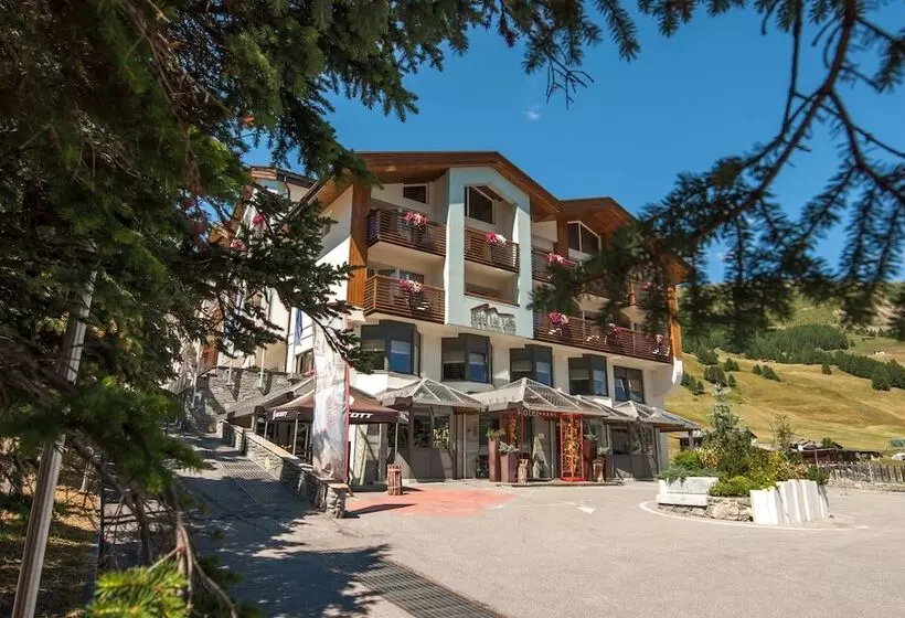 Lac Salin Spa & Mountain Resort