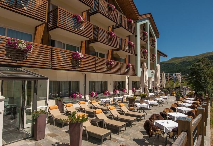 Lac Salin Spa & Mountain Resort