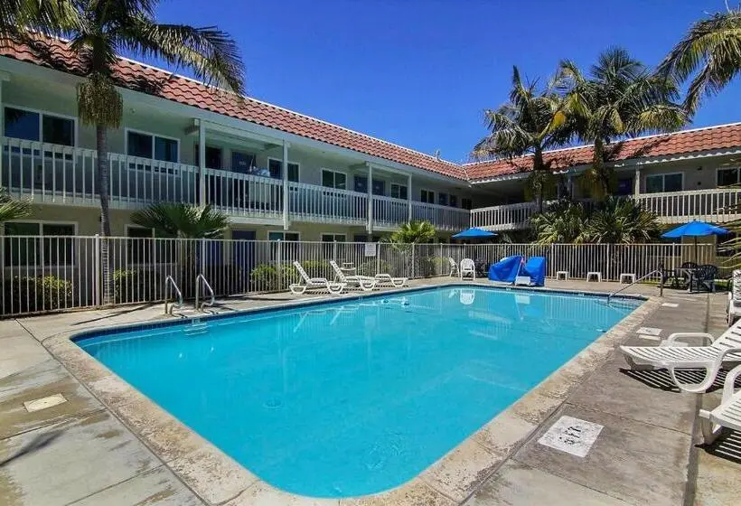 Motel 6carpinteria, Ca  Santa Barbara  South