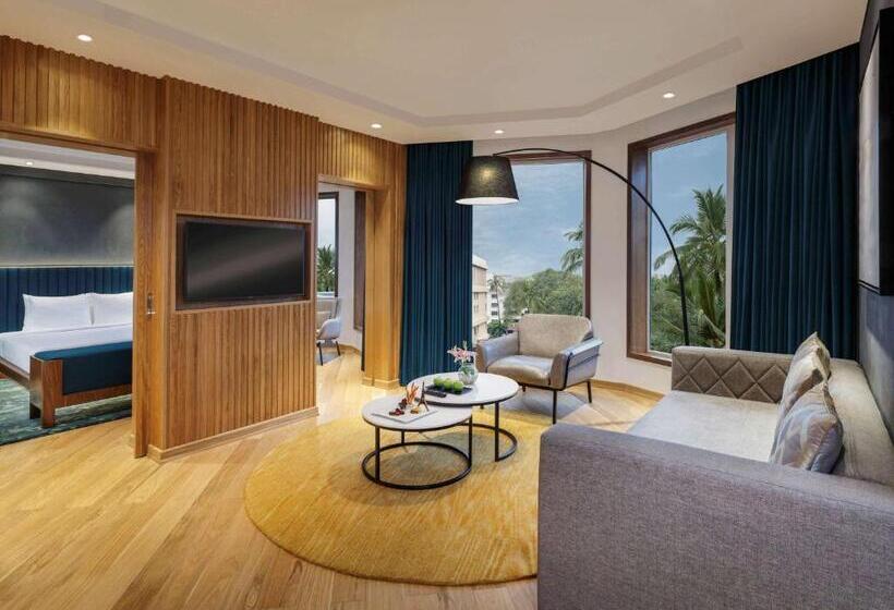 Novotel Mumbai Juhu Beach