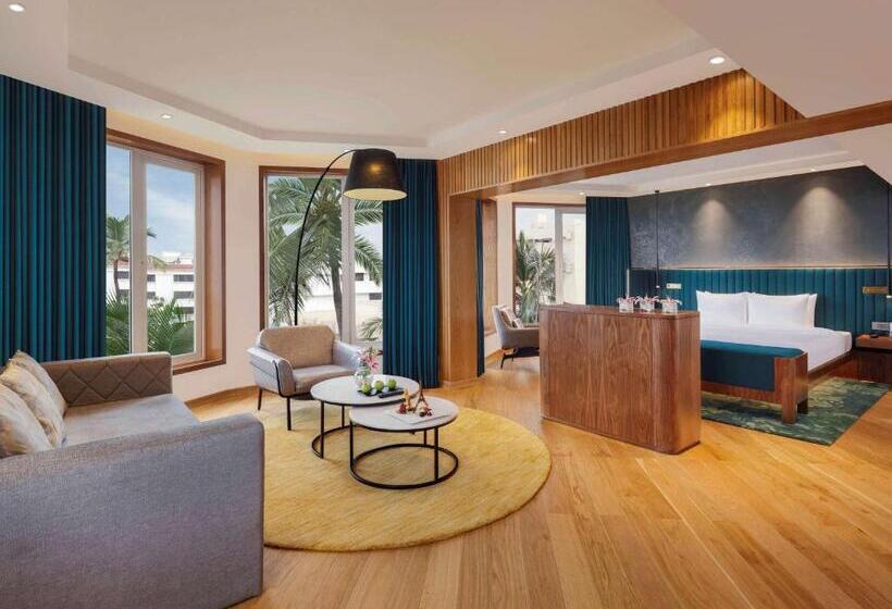 Novotel Mumbai Juhu Beach