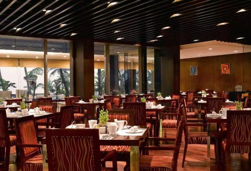 Novotel Mumbai Juhu Beach