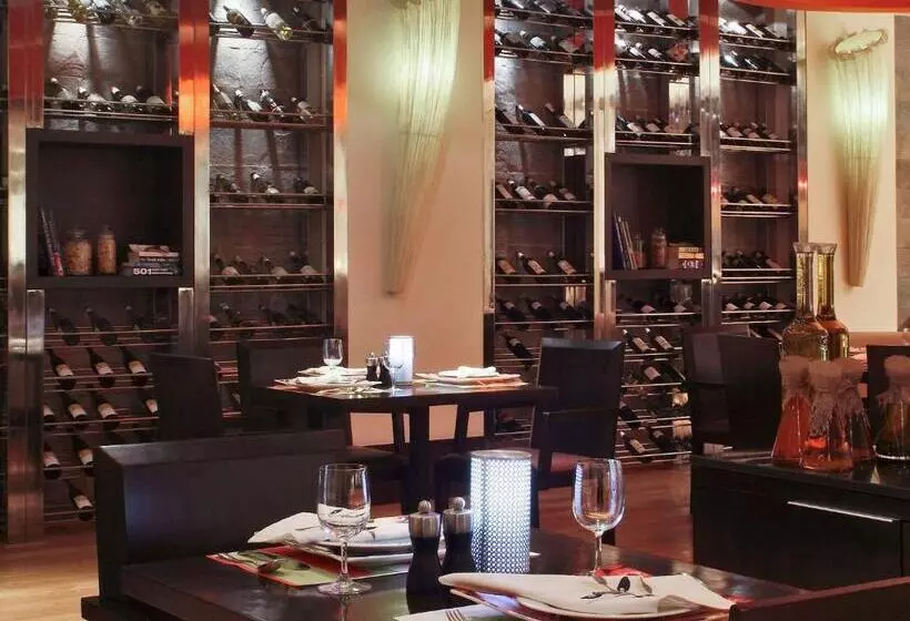 Novotel Mumbai Juhu Beach