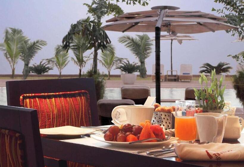 Novotel Mumbai Juhu Beach