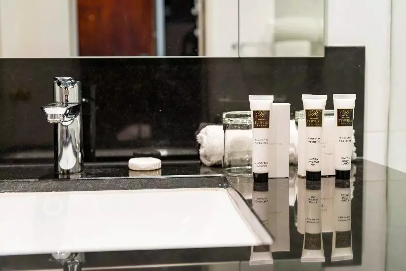 Rainbow Towers Hotel And Conference Centre