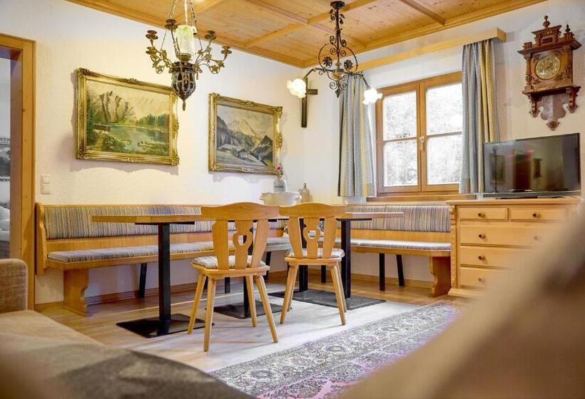 Alt Montafon Hotel Appartements By Pferd Auf Wolke