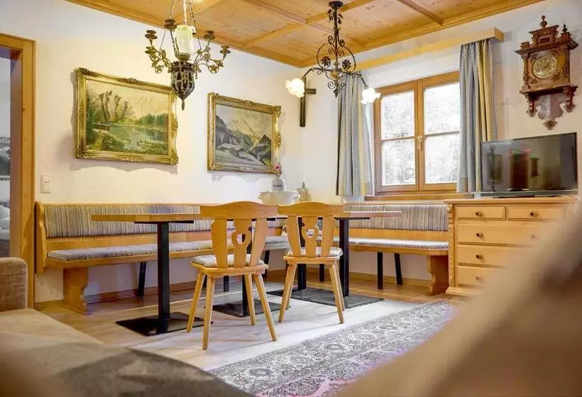 Alt Montafon Hotel Appartements By Pferd Auf Wolke