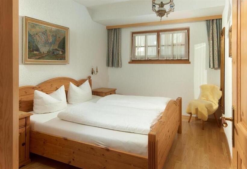 Alt Montafon Hotel Appartements By Pferd Auf Wolke