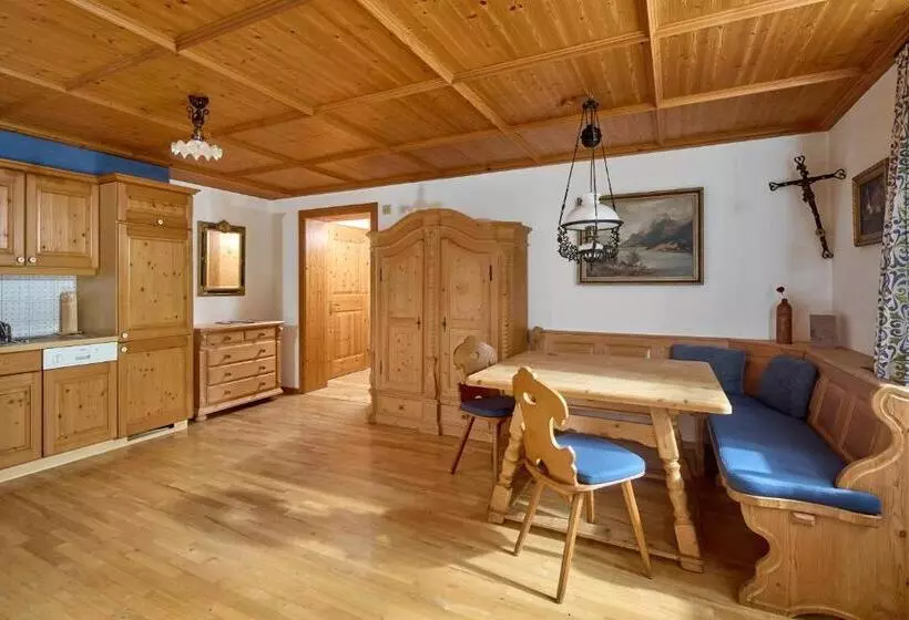 Alt Montafon Hotel Appartements By Pferd Auf Wolke