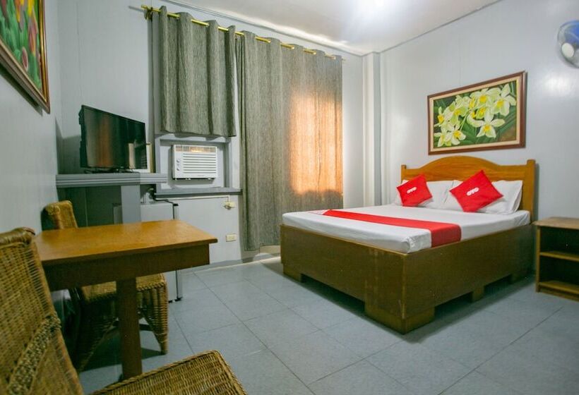 هتل Oyo 722 Slouch Hat Inn