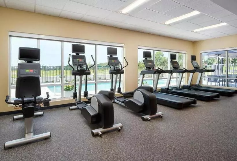 Hotelli Towneplace Suites By Marriott Leesburg