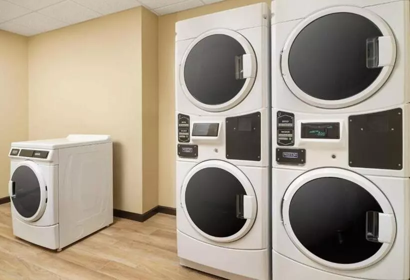 Hotelli Towneplace Suites By Marriott Leesburg