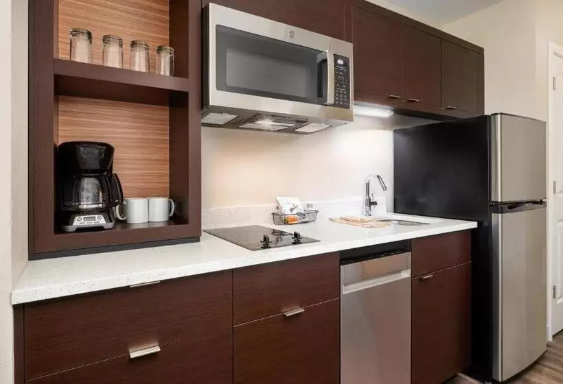 Hotelli Towneplace Suites By Marriott Leesburg