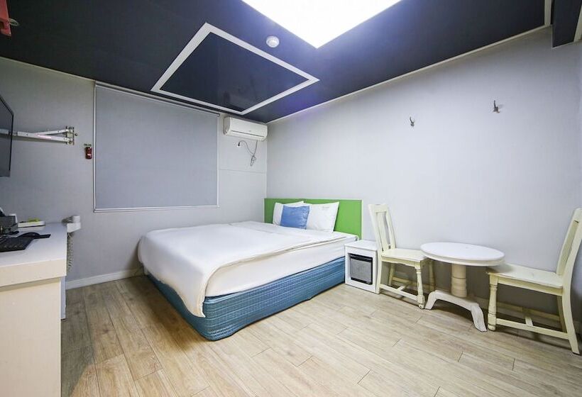 汽车旅馆  Busan Daeyeondong Z