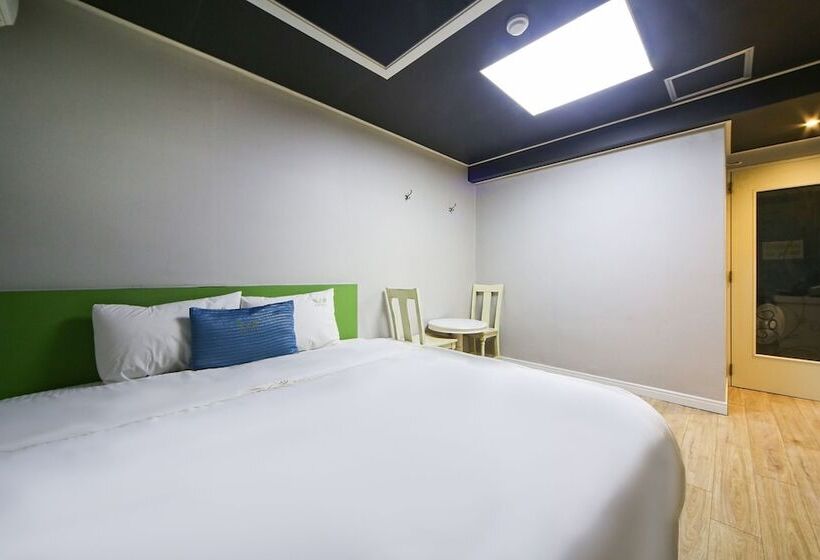 汽车旅馆  Busan Daeyeondong Z