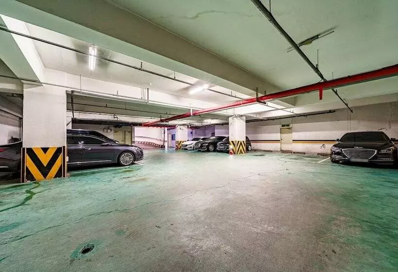 Hotelli Changwon Sangnam Dong M