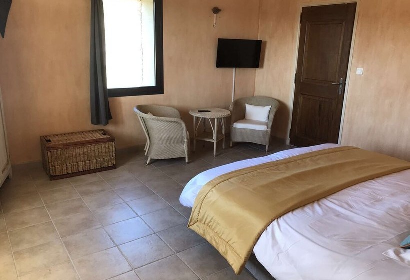 ベッドアンドブレックファースト Le Mas De La Villarde