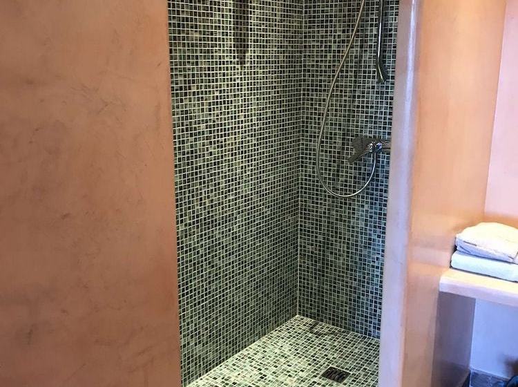 ベッドアンドブレックファースト Le Mas De La Villarde