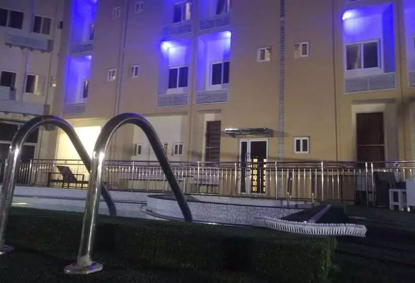 Continent Hotel   Akure