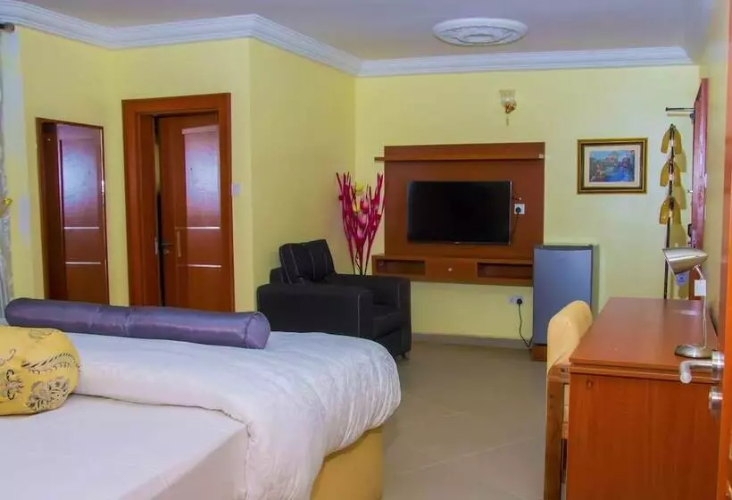 Continent Hotel   Akure