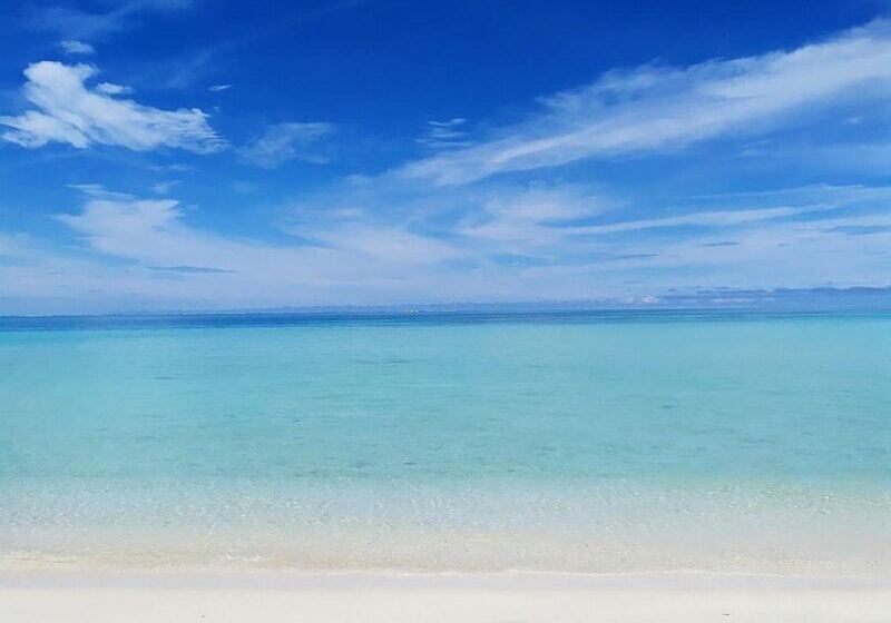 هتل Crown Beach Villas