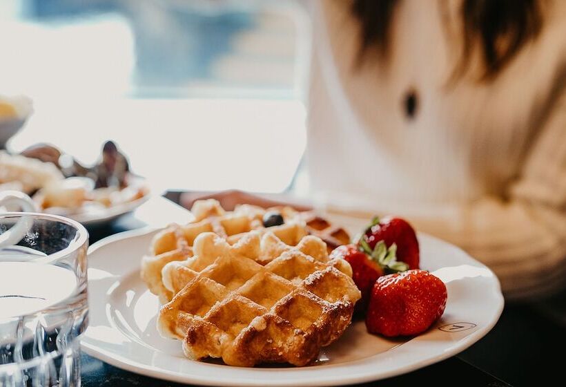 هتل Fairmont Banff Springs Gold Experience