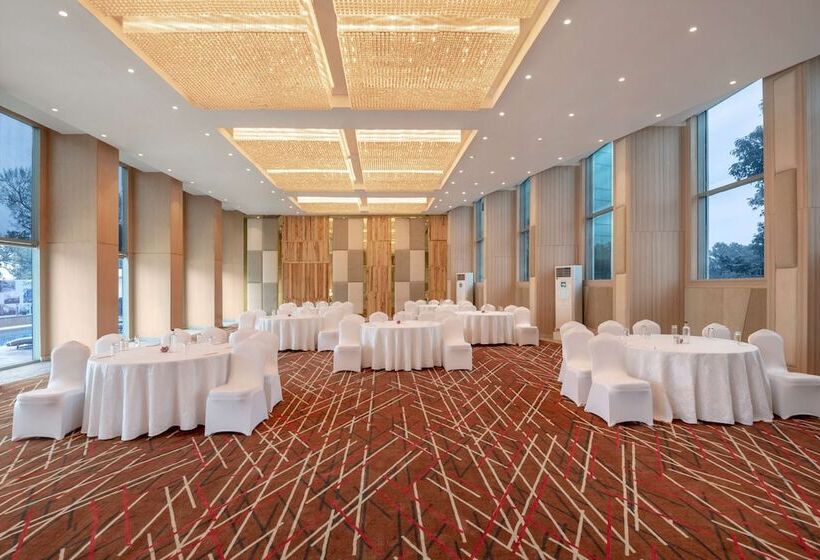 Radisson Hotel Bareilly Airport