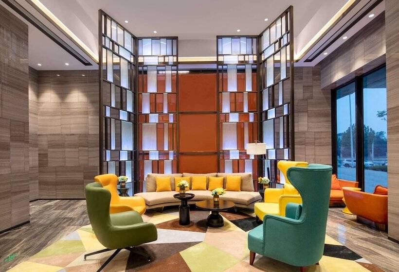 Hotel Ramada By Wyndham Wuhan Jiangan