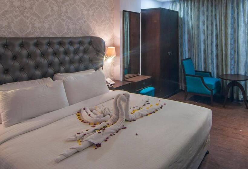 Jalsa Hotel & Banquets