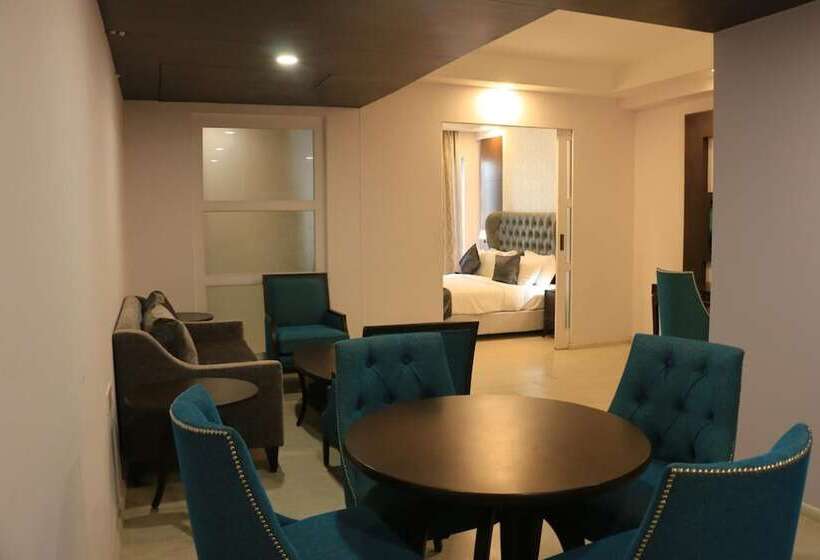 Jalsa Hotel & Banquets