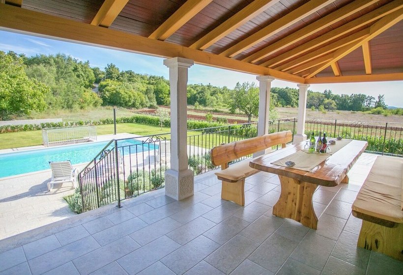 Modern Villa With Private Pool And Beautiful Garden 25 Km From Rovinj