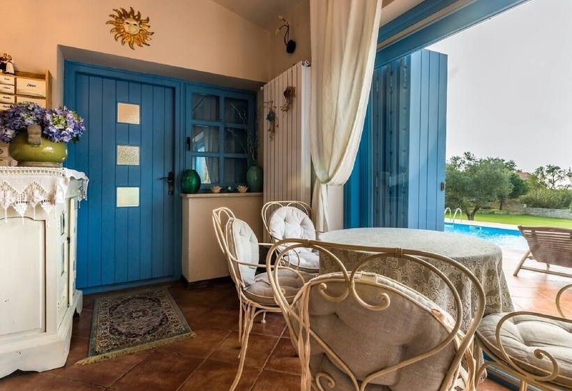 Villa With Perfect Sun Deck Overlooking The Pool In The Heart Of Istria