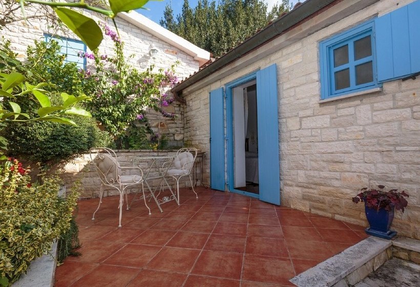 Villa With Perfect Sun Deck Overlooking The Pool In The Heart Of Istria