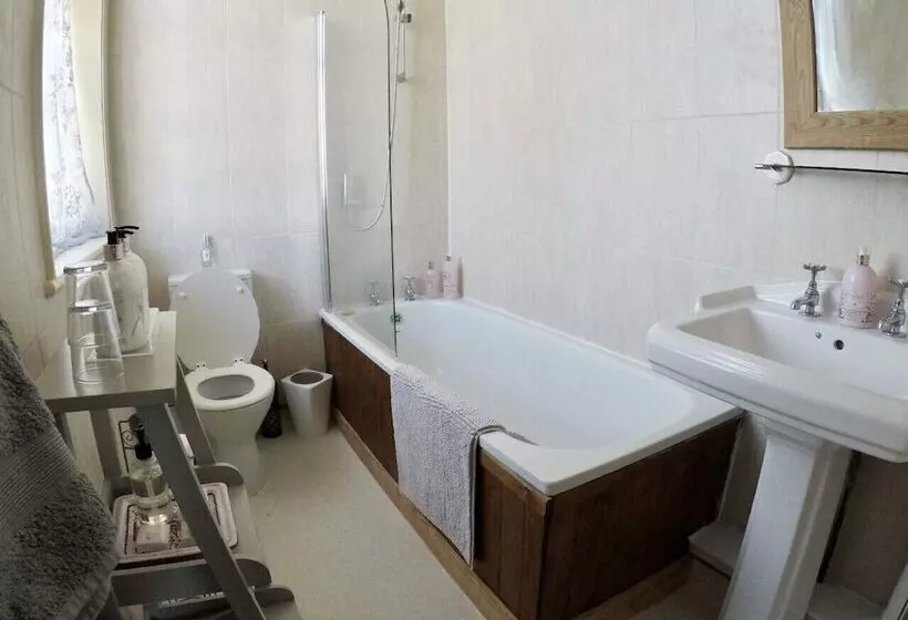 Bed and Breakfast Whitchurch Farm Guesthouse