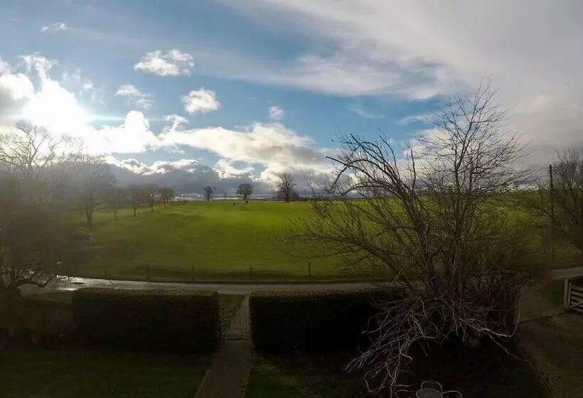 Bed and Breakfast Whitchurch Farm Guesthouse