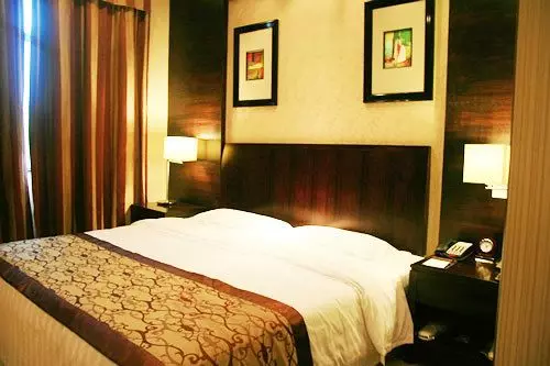 هتل Jianguo Hotspring