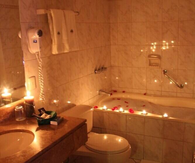 簡易ホテル Plaza Mayor