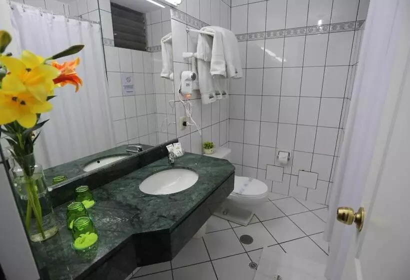 فندق فئة نجمة واحدة Plaza Mayor