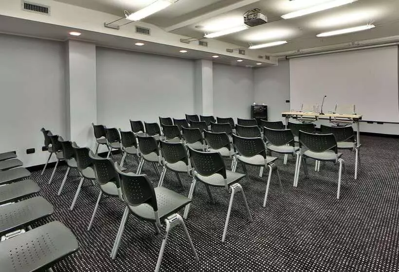 Отель Best Western Falck Village Milano Sesto