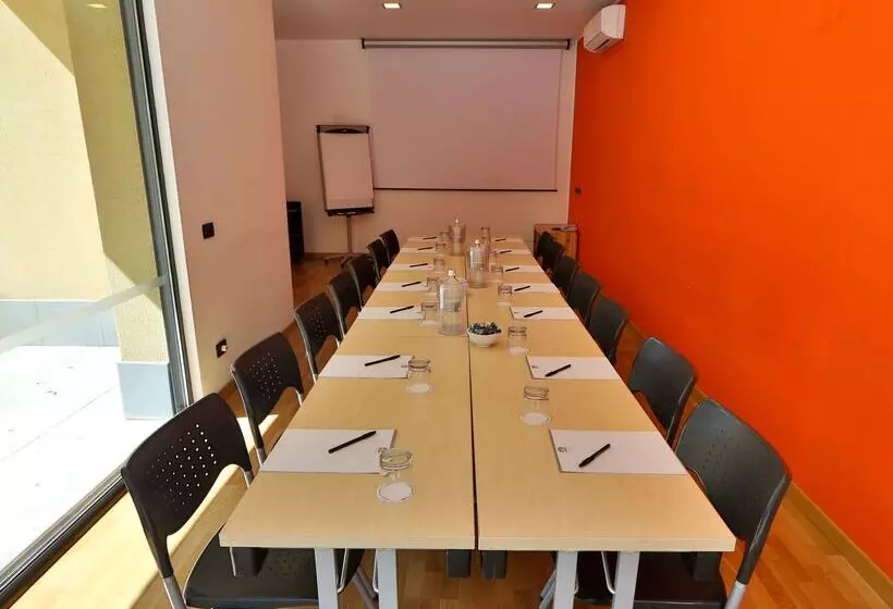 Отель Best Western Falck Village Milano Sesto