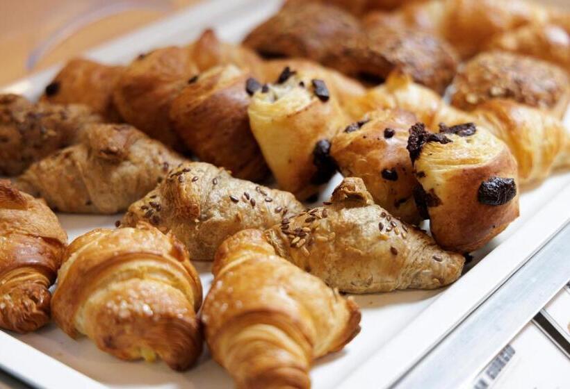 Отель Best Western Falck Village Milano Sesto