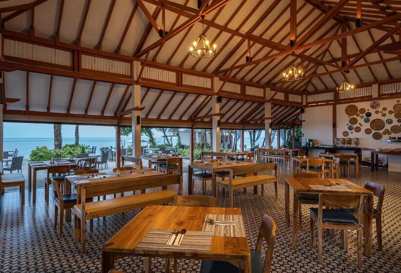 Отель Centara Chaan Talay Resort And Villas Trat