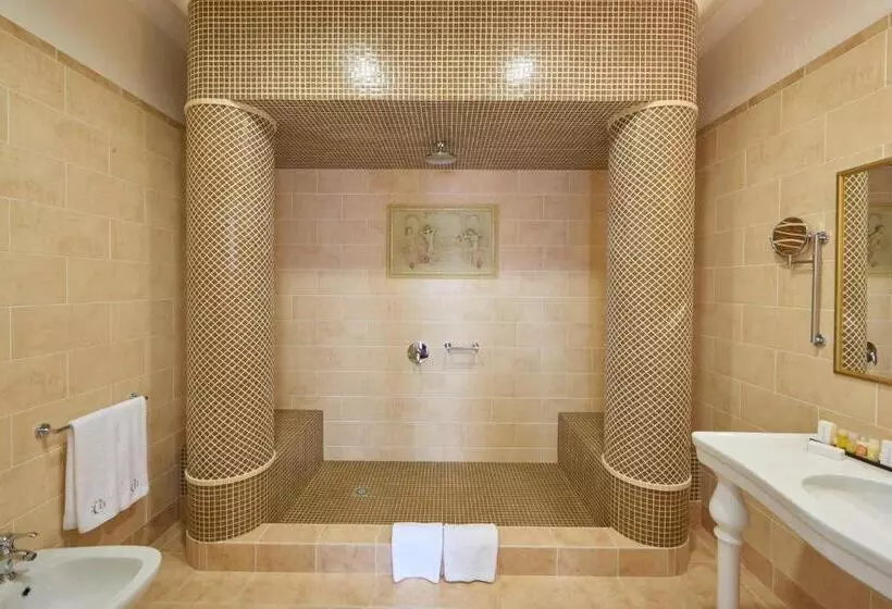 هتل City Holiday Resort & Spa